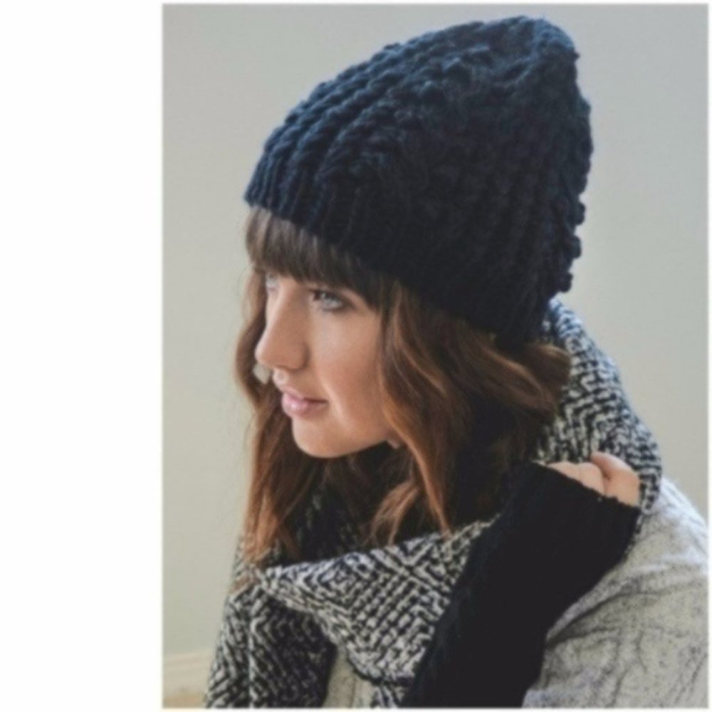 NEW Hat Chunky Knit Braided Cabled Beanie Toque Slouchy Black Winter Boutique